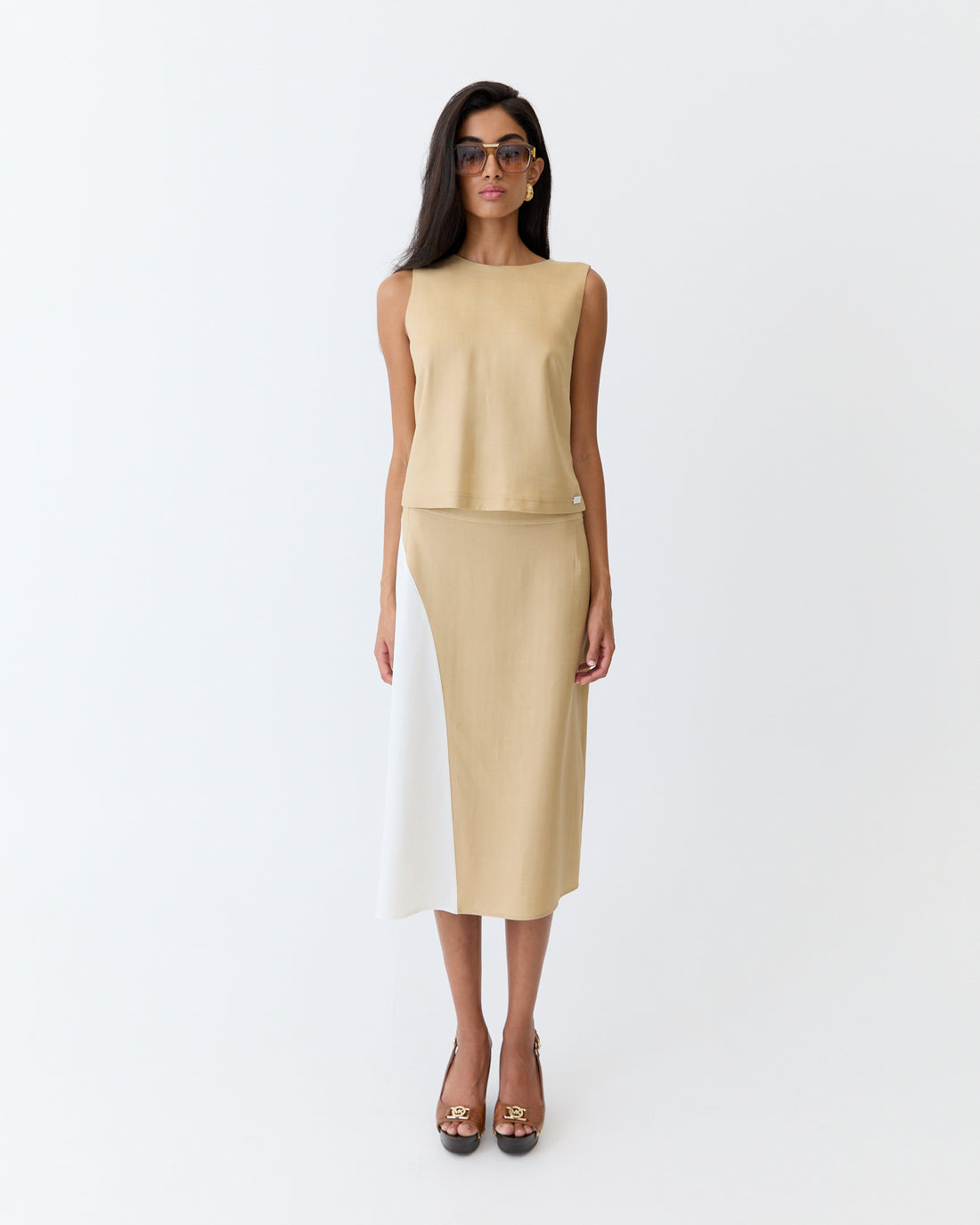 Eder Renee sleeveless shell top in caramel herringbone styled with the matching Splice Skirt