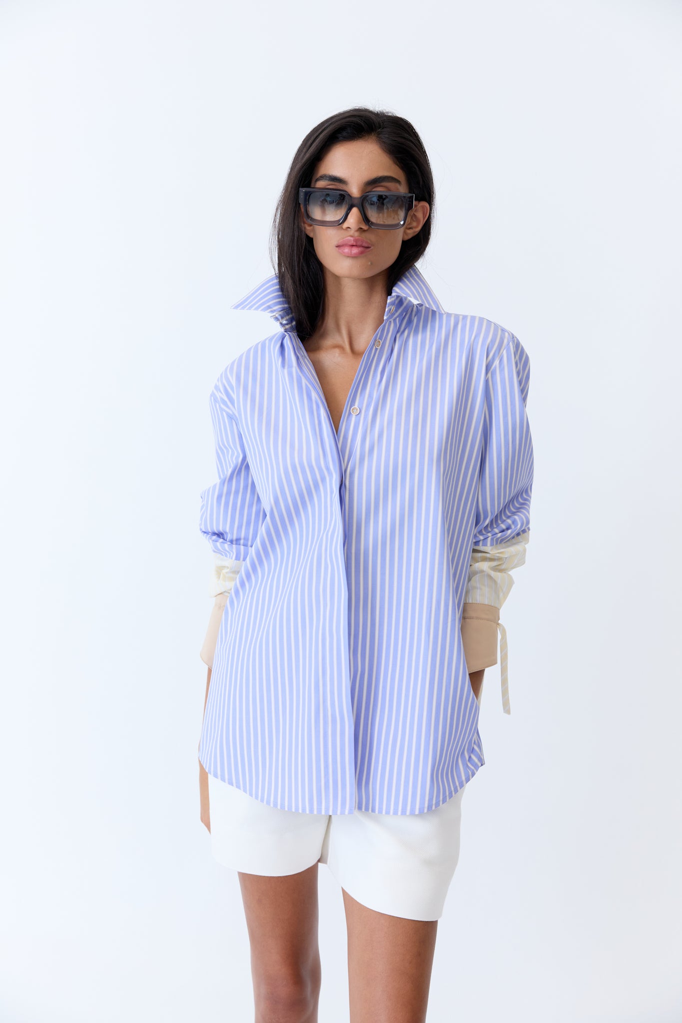 Madelaine Short - Off White Canvas