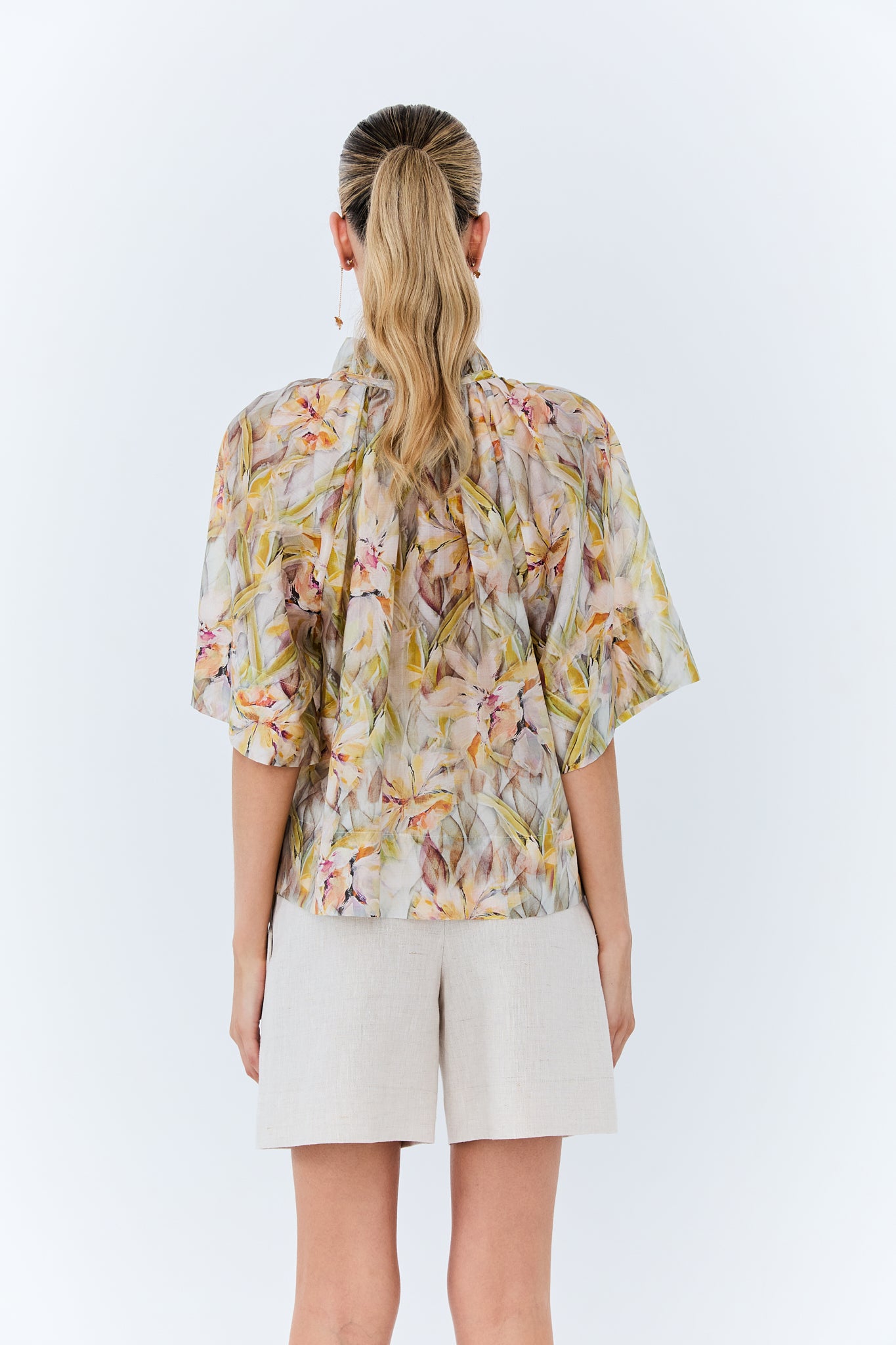 Madelaine Short - Oat Linen